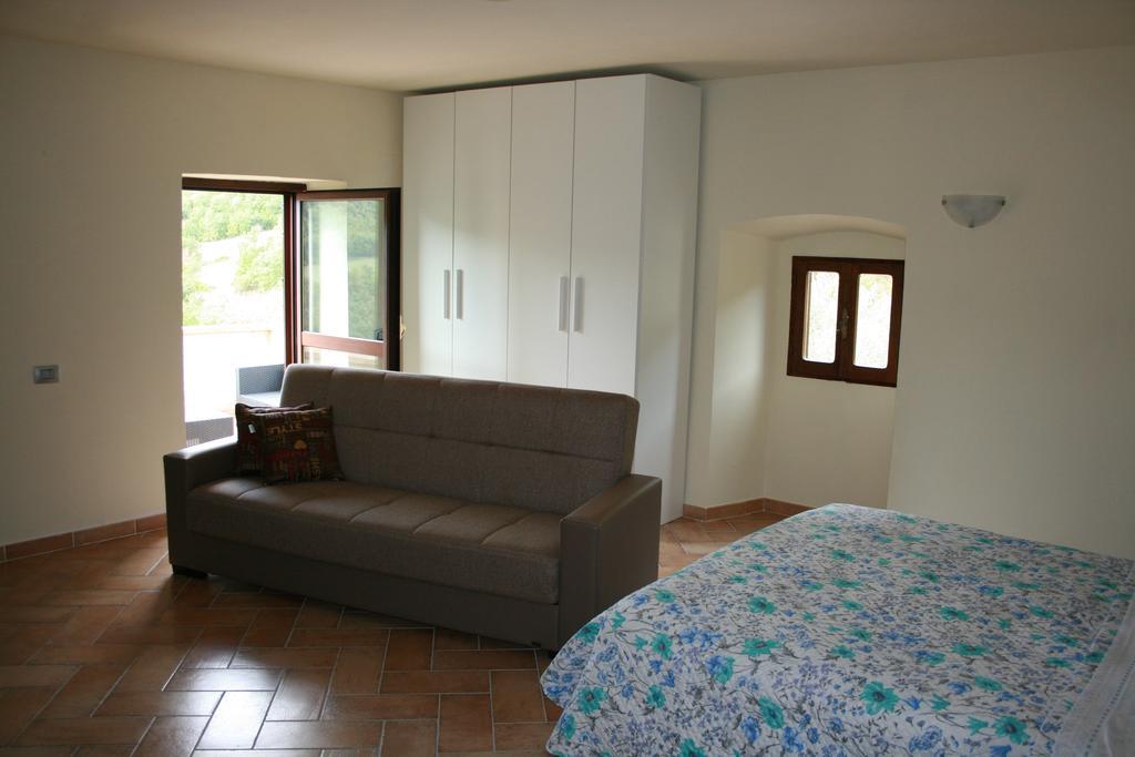 Valle Del Belvedere Farm stay *